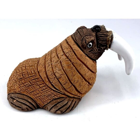Casals of Peru Walrus Hand Made Clay Pottery Figurine 5" Vtg - Picture 5 of 7